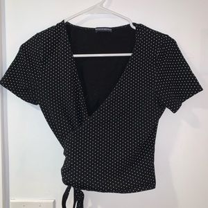 Brandy Melville tied top